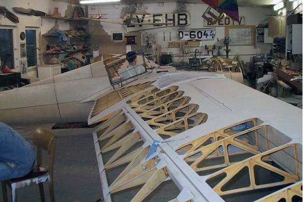 Before restoration - Restaurování letadla